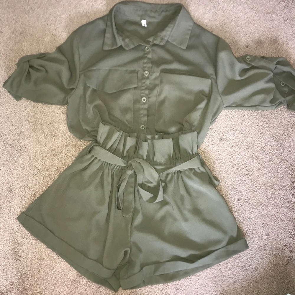 Set matching T-shirt and short